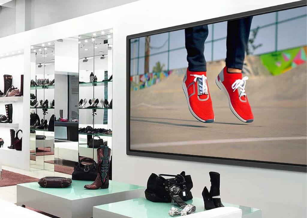 Large-Indoor_Outdoor-LED-Displays